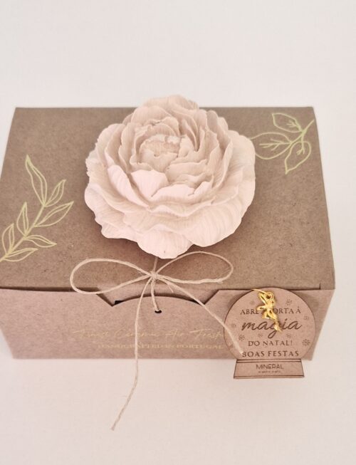 Peónia grande aberta bege - Cerâmica Perfumada da Mineral Organic Crafts