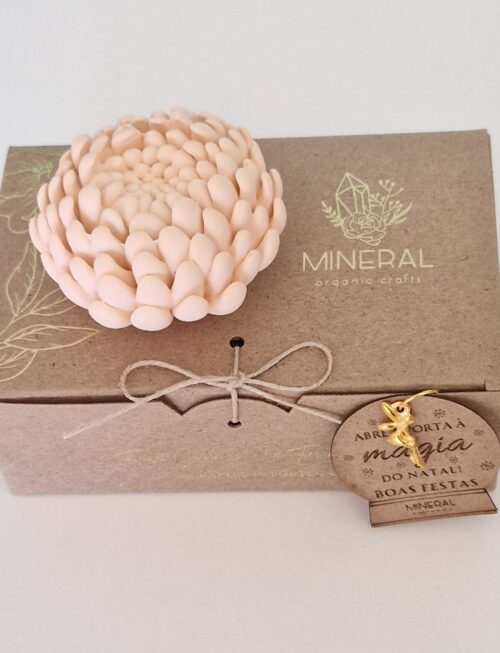 Dália coral fechada - Cerâmica Perfumada da Mineral Organic Crafts