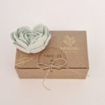 Coração em flor pequeno verde - Mineral Organic Crafts