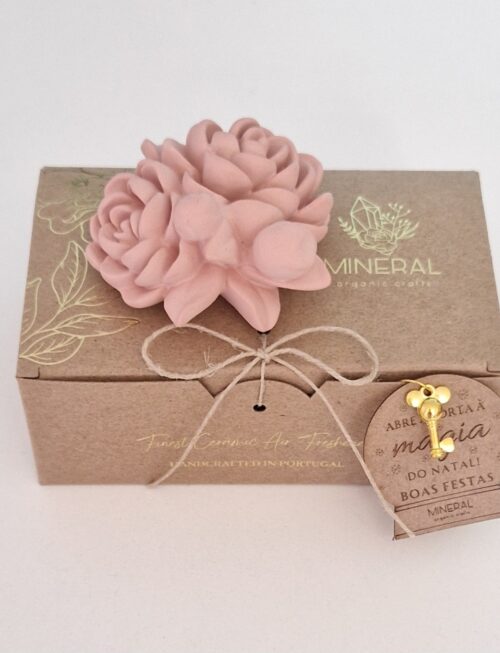 Rebento de camélia rosa velho - Mineral Organic Crafts