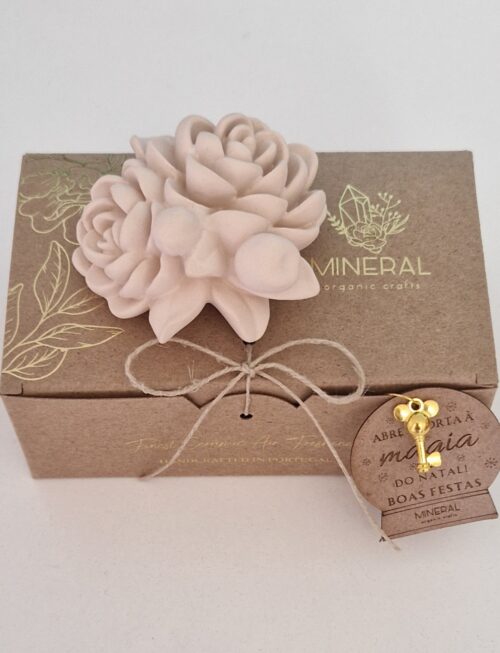 Rebento de camélia bege - Mineral Organic Crafts