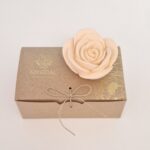 Eustoma laranja - Cerâmica Perfumada da Mineral Organic Crafts
