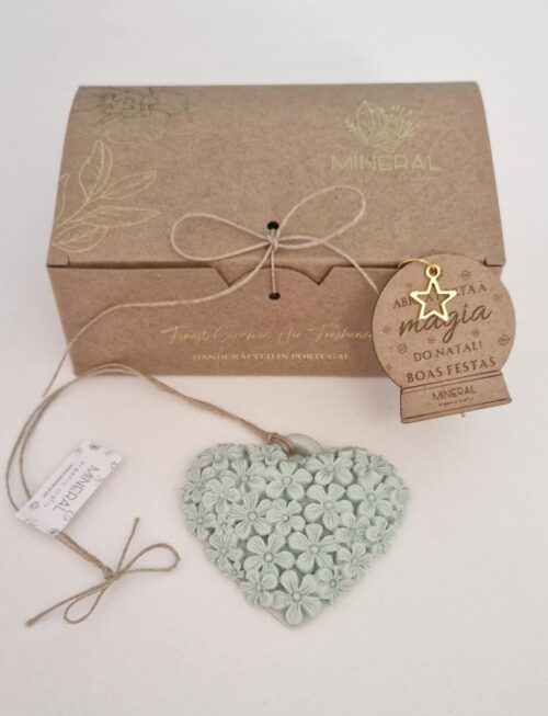 Coração florido verde - Cerâmica Perfumada da Mineral Organic Crafts