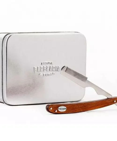 Navalha de Barbeiro - Antiga Barbearia de Bairro