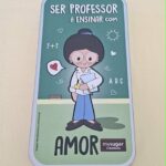 Lata com chocolate - Ensinar com amor