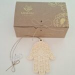 Mão de Fátima amarela - Cerâmica Perfumada da Mineral Organic Crafts