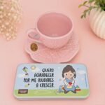 Chávena + Pires rosa + Lata chocolate ajudares a crescer
