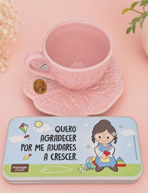 Chávena + Pires rosa + Lata chocolate ajudares a crescer
