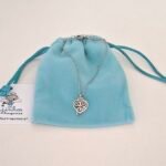 Pulseira prateada - coração de Viana