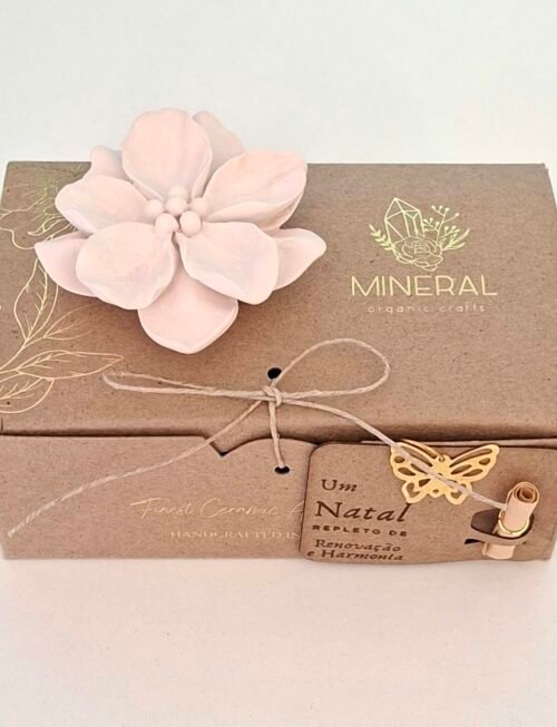 Flor de Natal Bege - Cerâmica Perfumada da Mineral Organic Crafts